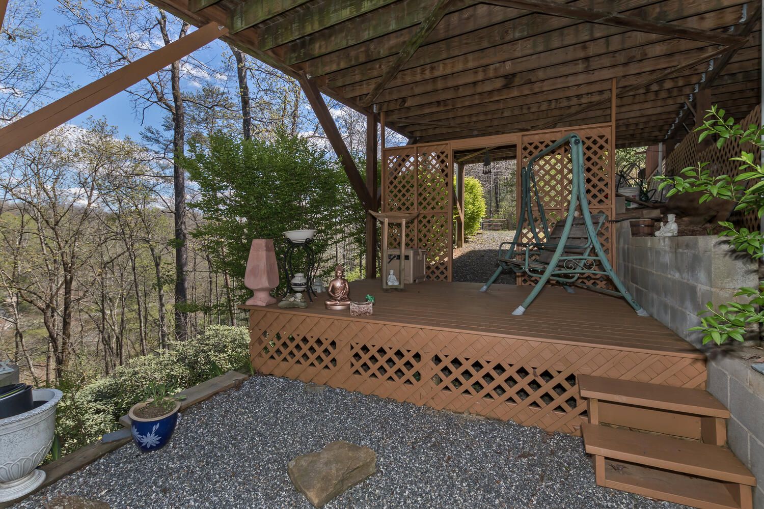 Moonlight Spa and Retreat: 129 Moonlight Dr, Sylva, NC 28779